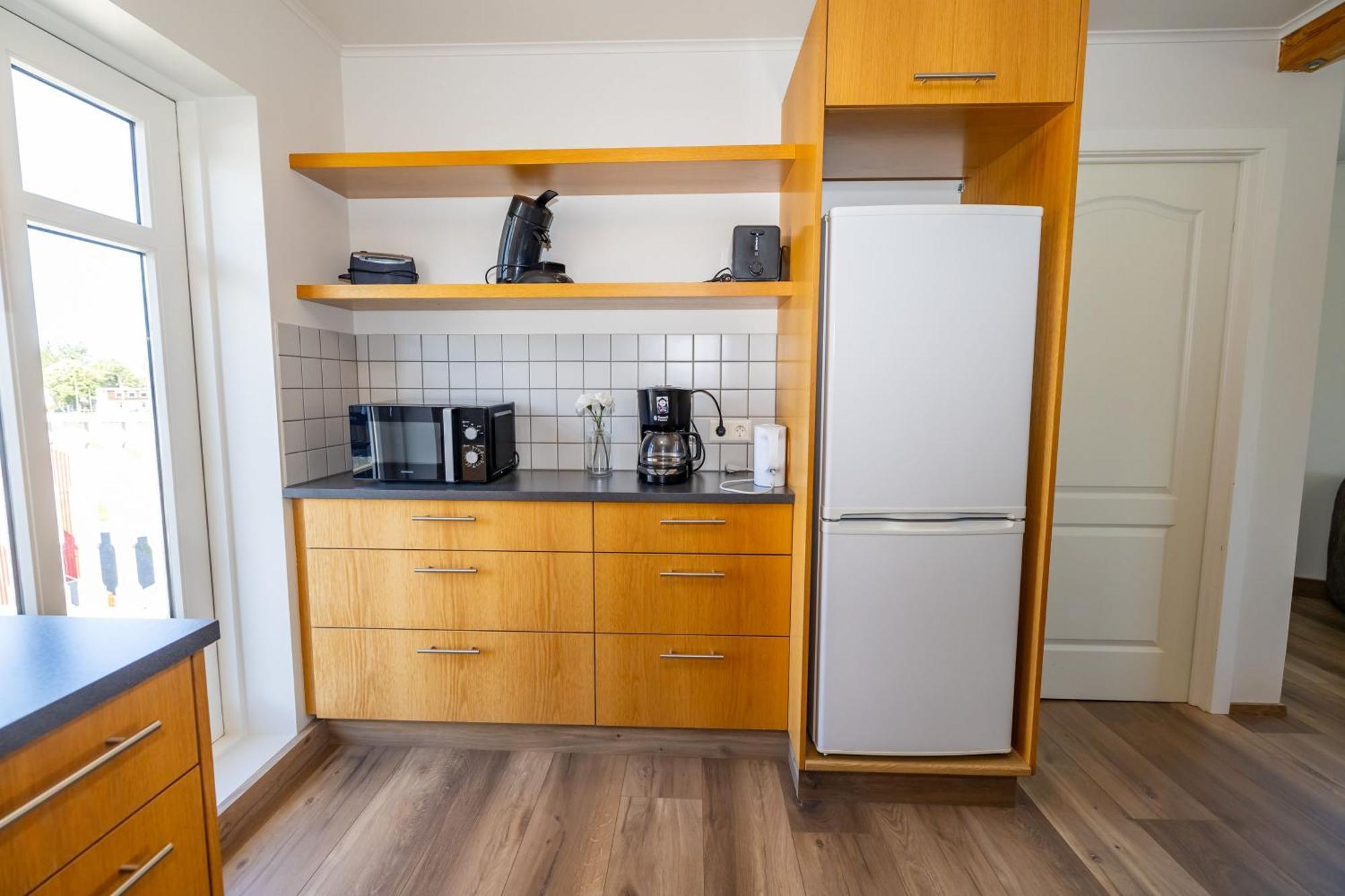 אקורירי Steinaskjol Apartments מראה חיצוני תמונה